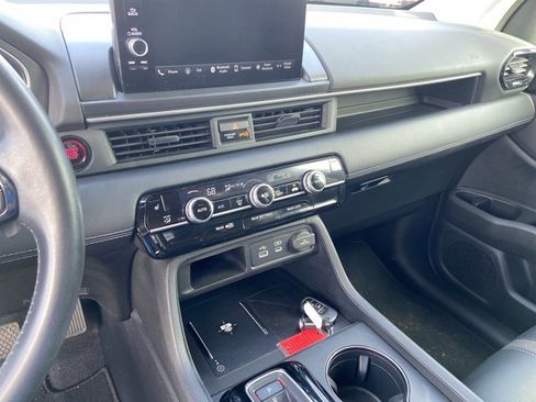 Used 2023 Honda Pilot EX-L image 43