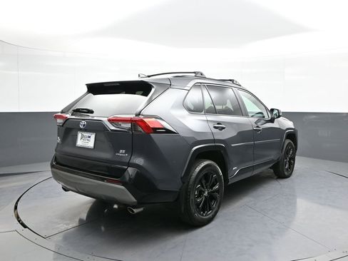 Certified 2024 Toyota RAV4 SE image 6