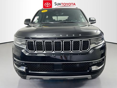 Used 2022 Jeep Wagoneer Series III w/ Premium Group I image 10