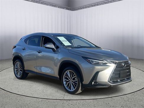 Used 2022 Lexus NX 350 AWD w/ Vision Package image 5
