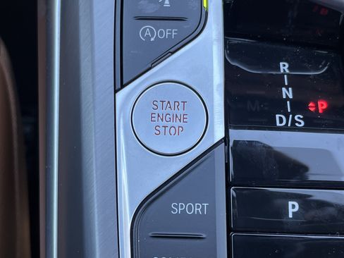 New 2026 BMW 330i Sedan w/ M Sport Package image 11