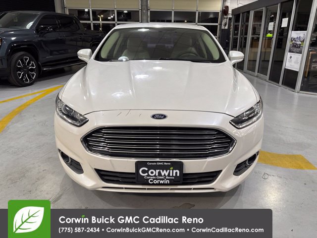 Used 2014 Ford Fusion SE w/ Equipment Group 202A FWD image 9