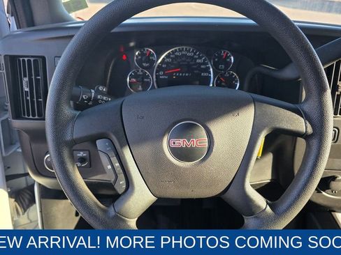 Used 2024 GMC Savana 2500 w/ Driver Convenience Package image 14