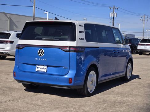 New 2025 Volkswagen ID. Buzz 1st Edition image 4