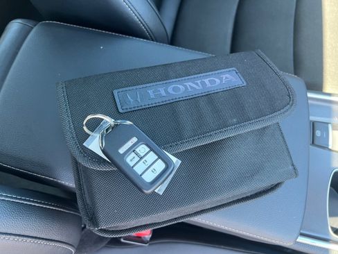 Certified 2022 Honda Accord Sport image 38