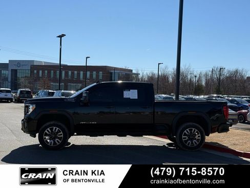 Used 2022 GMC Sierra 2500 AT4 w/ AT4 Preferred Package image 4