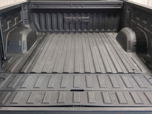 Used 2021 GMC Sierra 1500 Elevation w/ LPO, Elevation Black Package image 46