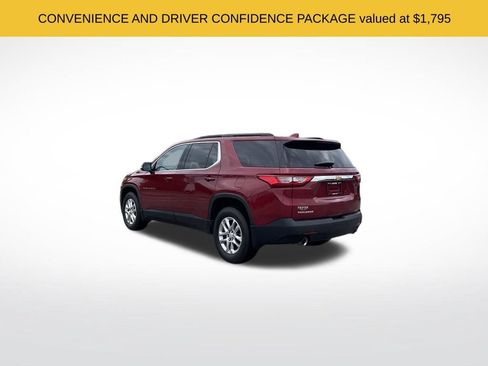 Used 2021 Chevrolet Traverse LT FWD image 3