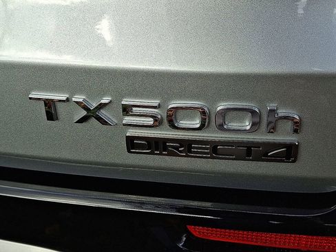 New 2026 Lexus TX 500h AWD image 10