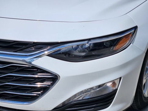 Used 2024 Chevrolet Malibu LT FWD image 9