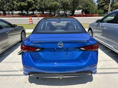 Used 2022 Nissan Sentra SR w/ Electronics Package image 6