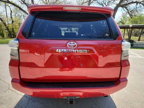 Used 2016 Toyota 4Runner SR5 Premium image 6