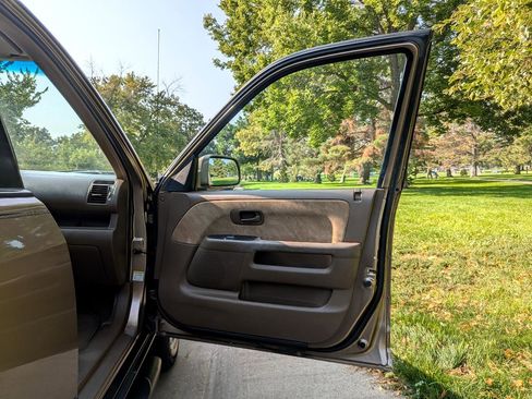 Used 2003 Honda CR-V EX image 16