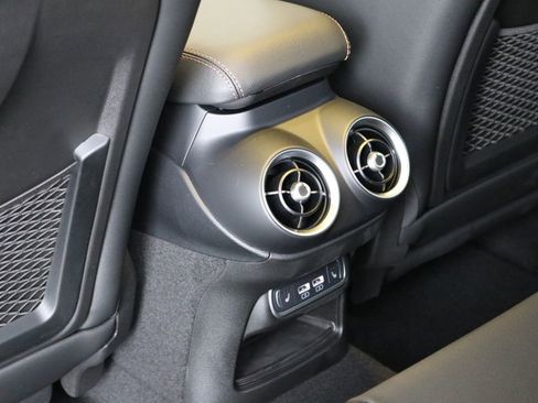 New 2025 Alfa Romeo Stelvio Sprint image 25