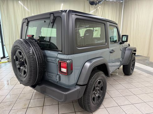 Used 2024 Jeep Wrangler Sport AWD/4WD image 5
