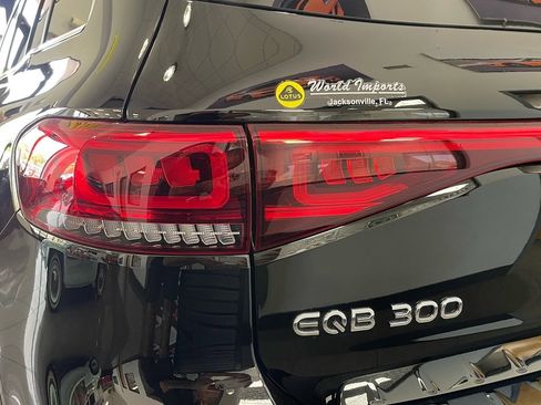 Used 2023 Mercedes-Benz EQB 300 4MATIC w/ Driver Assistance Package image 15