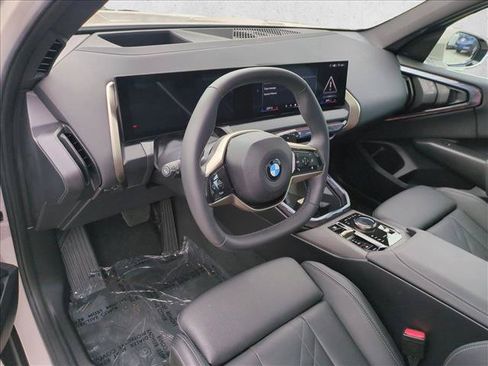 Certified 2025 BMW X3 xDrive30i w/ Premium Package AWD/4WD image 10