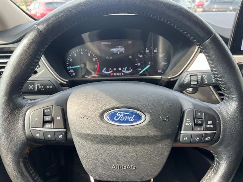 Used 2020 Ford Escape SEL image 14