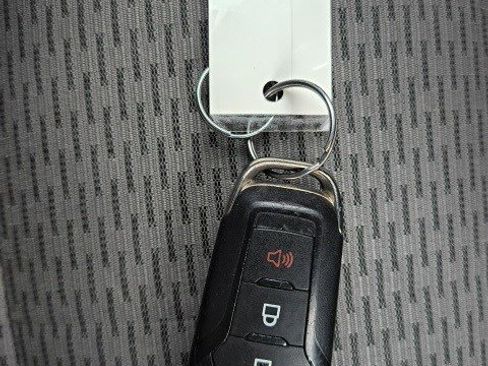 Used 2020 Ford F150 XLT w/ XTR Package image 24