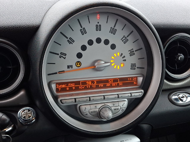 Used 2010 MINI Cooper S FWD image 9