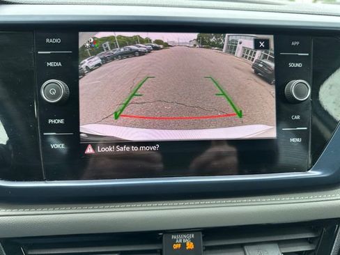 Certified 2024 Volkswagen Taos SE AWD/4WD image 27