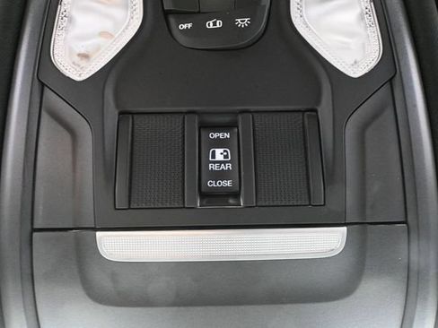 Used 2021 RAM 1500 Big Horn AWD/4WD image 36