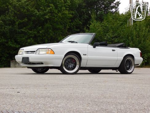 Used 1990 Ford Mustang LX image 4