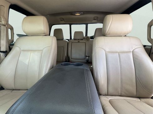 Used 2014 Ford F250 Lariat w/ Lariat Ultimate Package AWD/4WD image 34