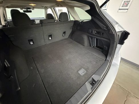 Used 2022 Subaru Outback Premium AWD/4WD image 18