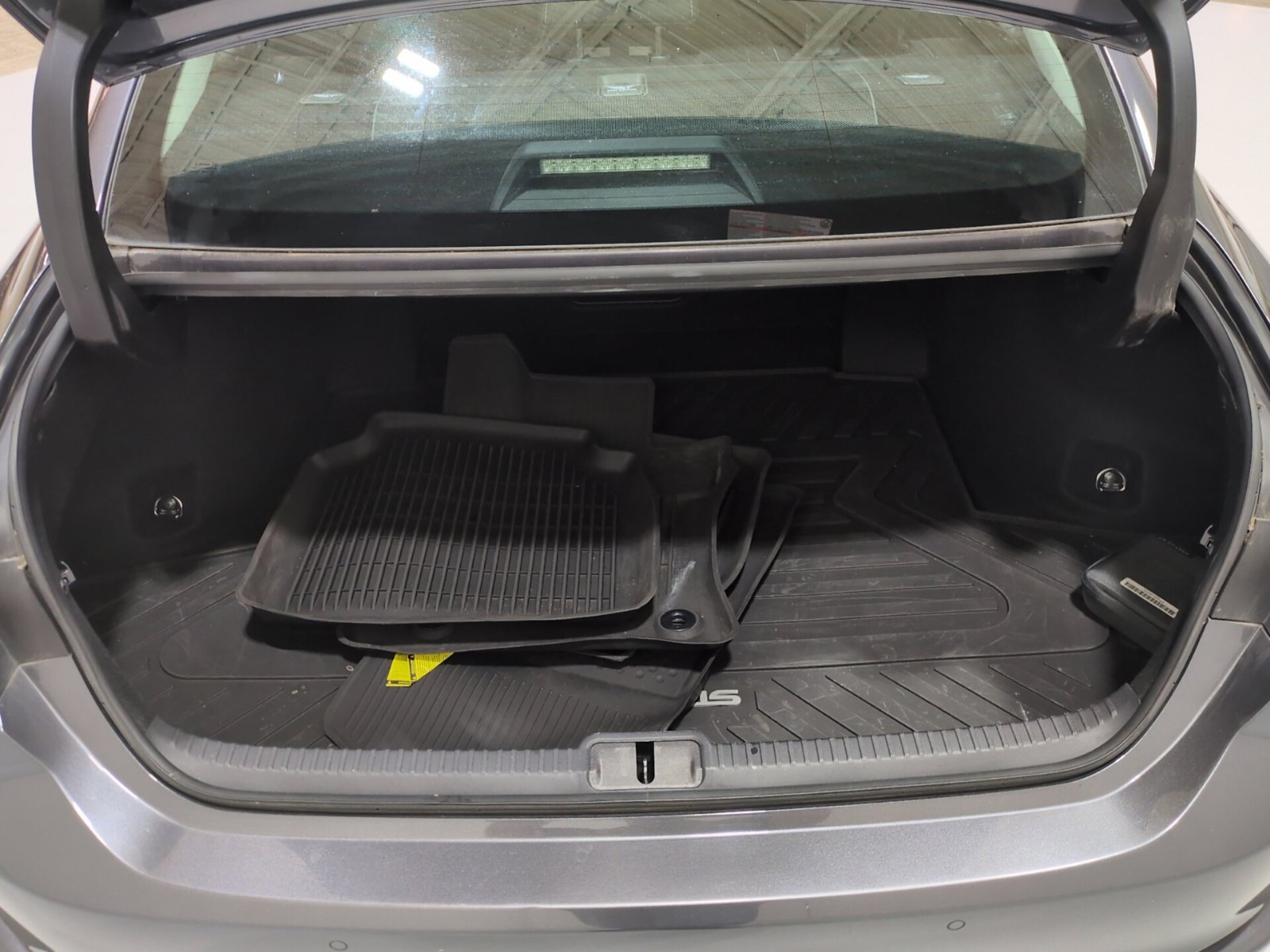 Used 2023 Lexus ES 350 Ultra Luxury w/ Accessory Package (Z1) FWD image 13