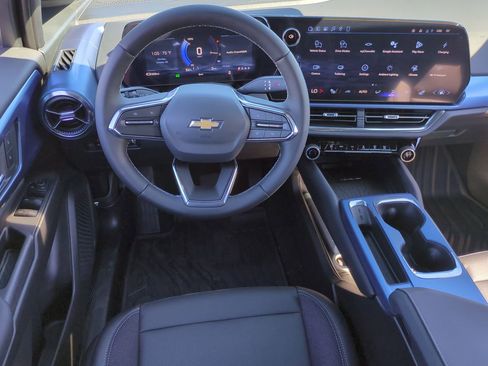 New 2026 Chevrolet Equinox EV LT w/ LPO, All-Weather Mat Package image 19