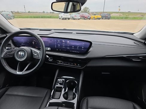 Used 2024 Buick Envision Preferred image 10