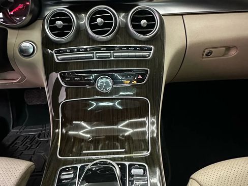Used 2015 Mercedes-Benz C 300 Sedan image 18