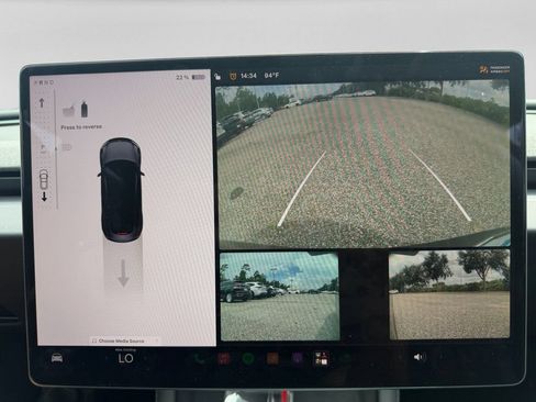 Used 2025 Tesla Model 3 Long Range RWD image 16