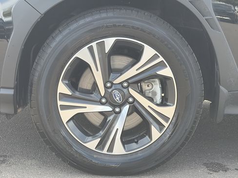 Used 2024 Subaru Crosstrek 2.0i Premium AWD/4WD image 12