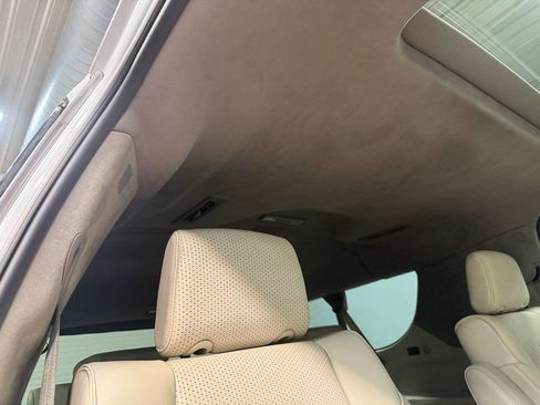 Used 2021 Cadillac Escalade ESV Sport Platinum image 15