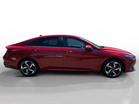 Used 2023 Hyundai Elantra Limited FWD image 6