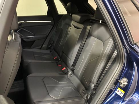 Used 2023 Audi Q3 2.0T Premium w/ Black Optic Sport Package AWD/4WD image 19