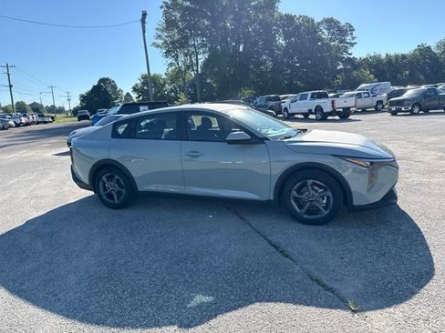 Used 2025 Kia K4 FWD image 13