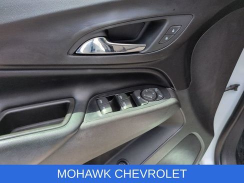 Used 2019 Chevrolet Equinox LT w/ Sun & Navigation Package AWD/4WD image 25