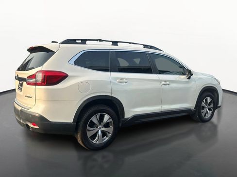 Used 2021 Subaru Ascent Premium w/ Convenience Package AWD/4WD image 3