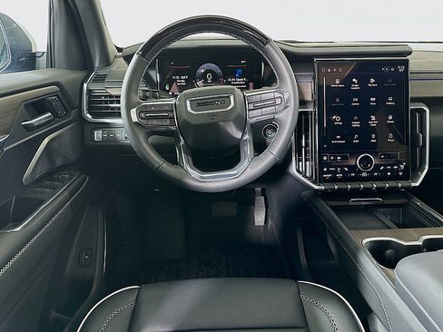 Used 2025 GMC Acadia Denali w/ Super Cruise Package AWD/4WD image 25