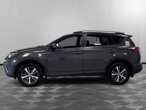 Used 2018 Toyota RAV4 XLE w/ Plus Extra Value Package AWD/4WD image 5