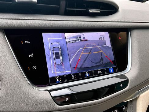 Used 2023 Cadillac XT5 Premium Luxury w/ Technology Package FWD image 28