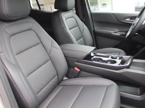 New 2027 Chevrolet Equinox LT w/ Convenience Package II AWD/4WD image 15