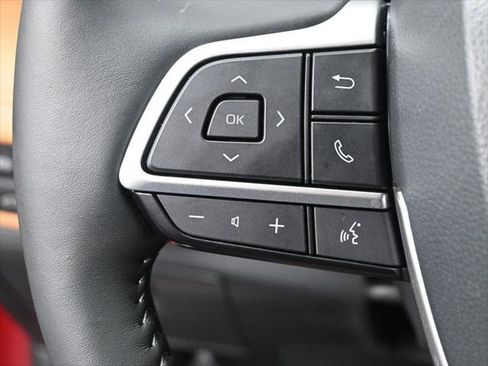 Certified 2025 Toyota Highlander LE AWD/4WD image 20