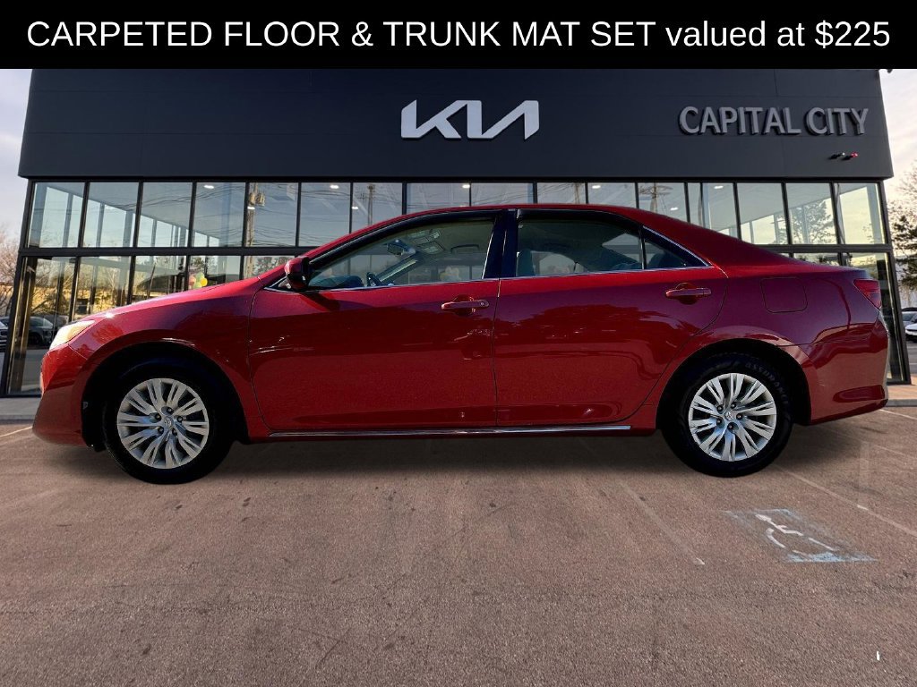 Used 2013 Toyota Camry LE FWD image 5