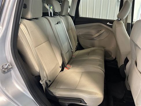 Used 2018 Ford Escape SE image 22