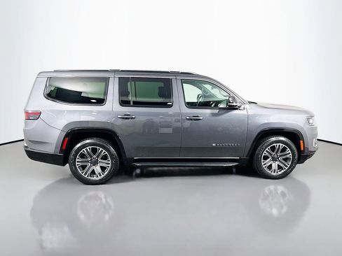 Used 2023 Jeep Wagoneer Series II AWD/4WD image 4