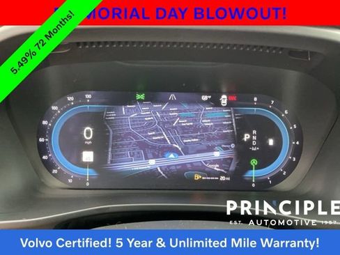 Used 2023 Volvo XC40 B5 Plus w/ Driver Assist Package AWD/4WD image 18